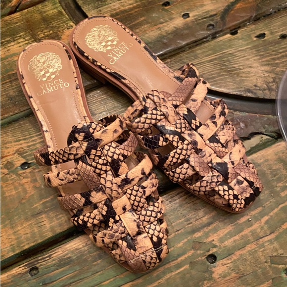 Vince Camuto Cresetia Woven Leather Mule Flat In Sandstone Animal Print - Picture 5 of 9
